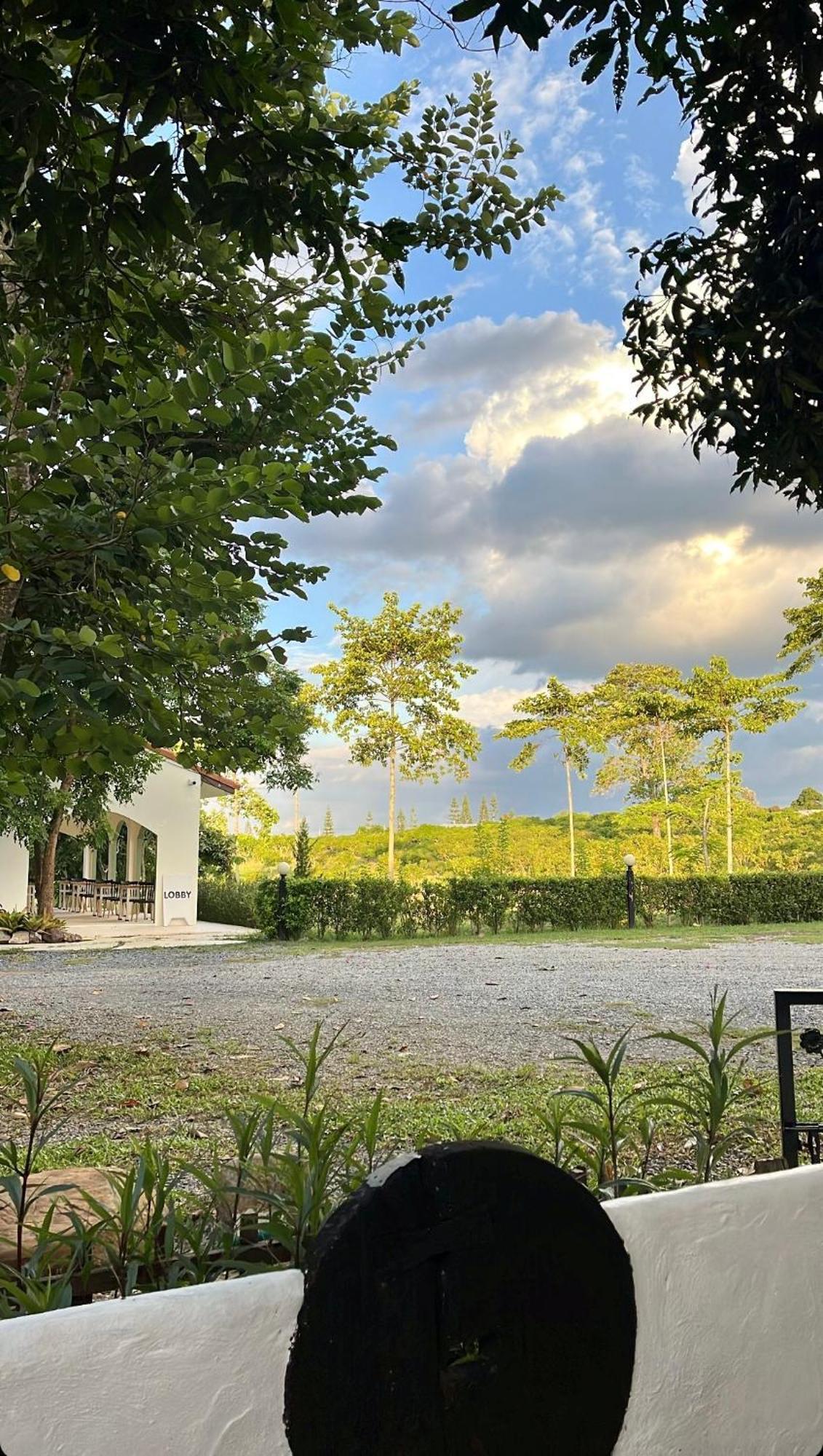 Moon Village Khaoyai Holiday Home Pong Talong Εξωτερικό φωτογραφία